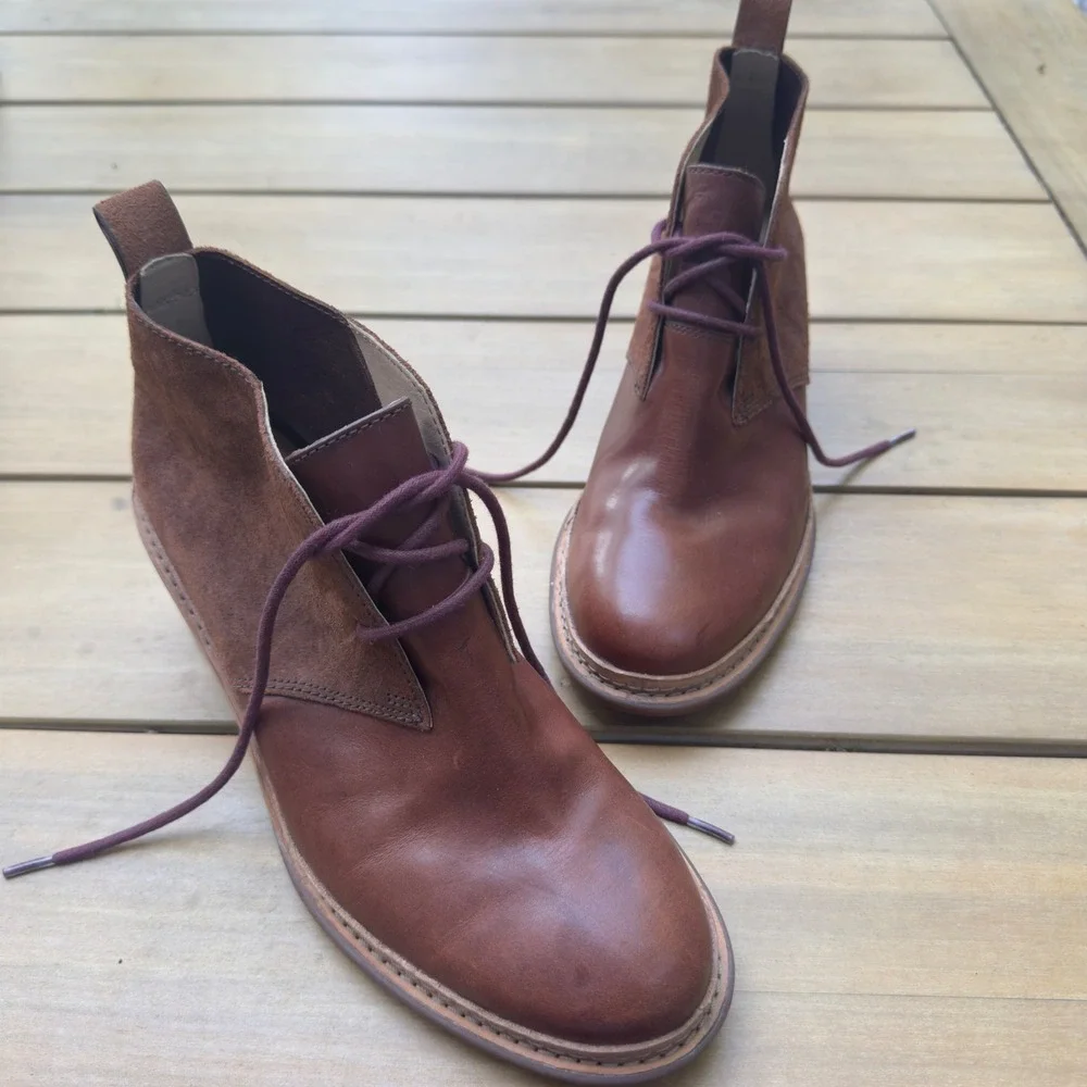 Clarks Trace Glow Womens 9.5 Mahogany Leather Suede Lace Up Heeled Ankle Boots